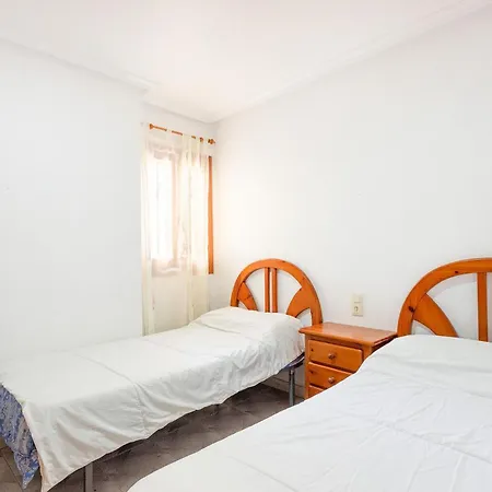 Lovely In With Kitchenette Apartment *